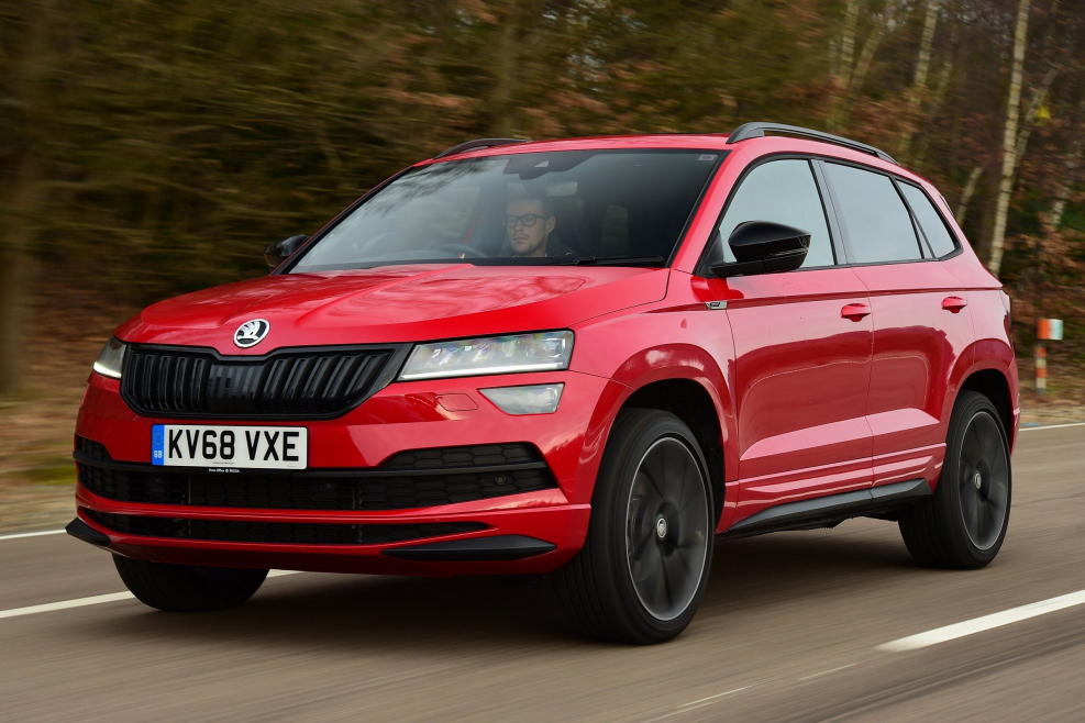 Skoda Karoq 2020 красная
