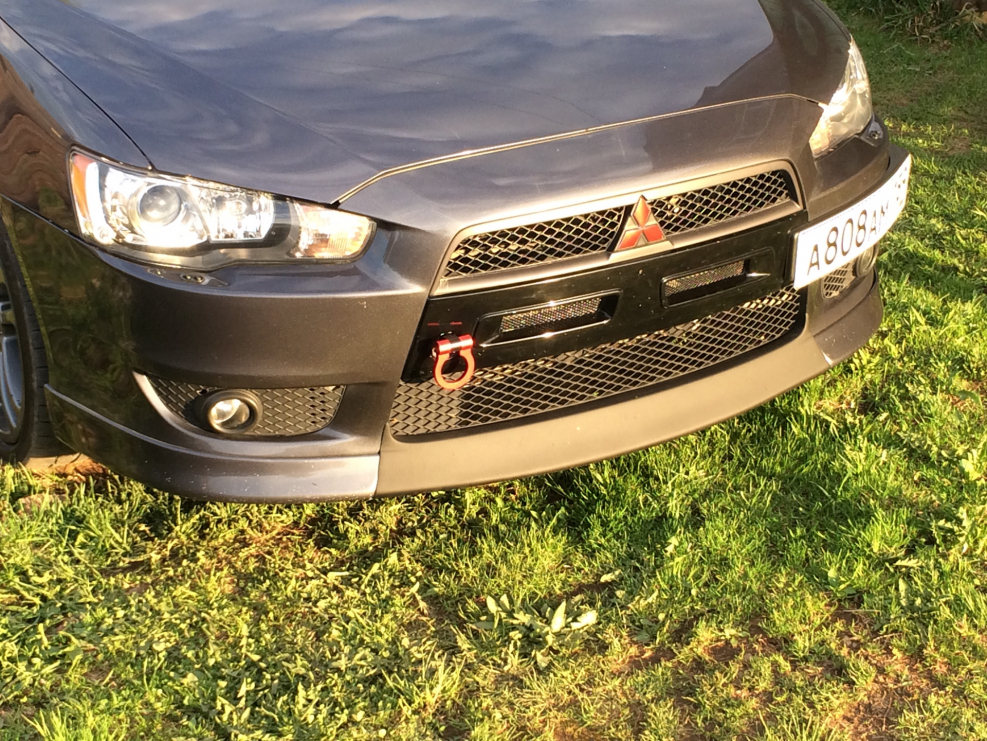 Mitsubishi Lancer 10 клыки на бампер