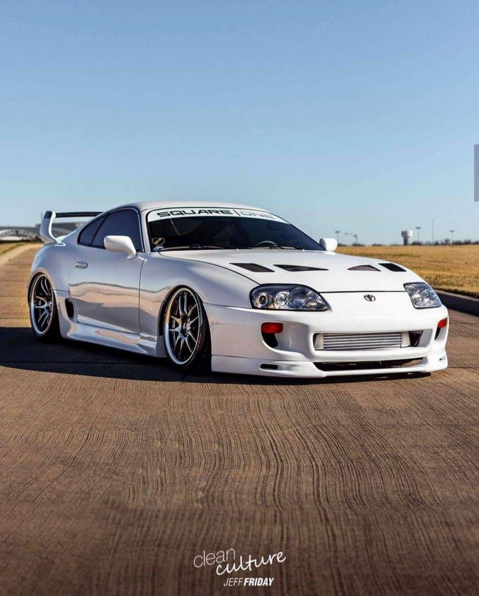 Toyota Supra 4