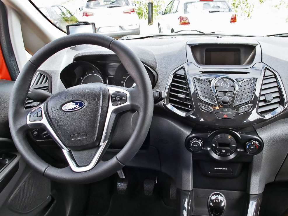 Ford ECOSPORT 2018 салон