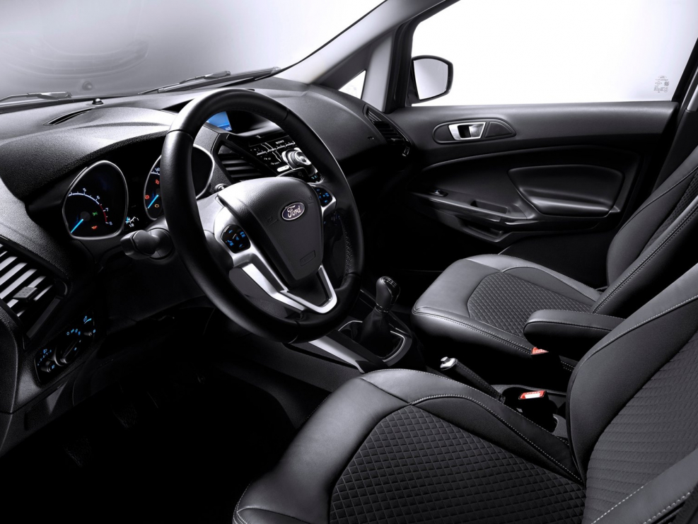 Ford ECOSPORT интерьер