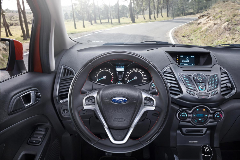 Ford ECOSPORT 2014 салон