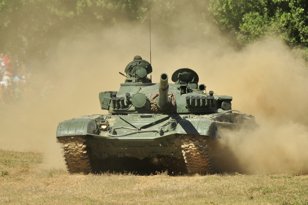 Военная танковая техника