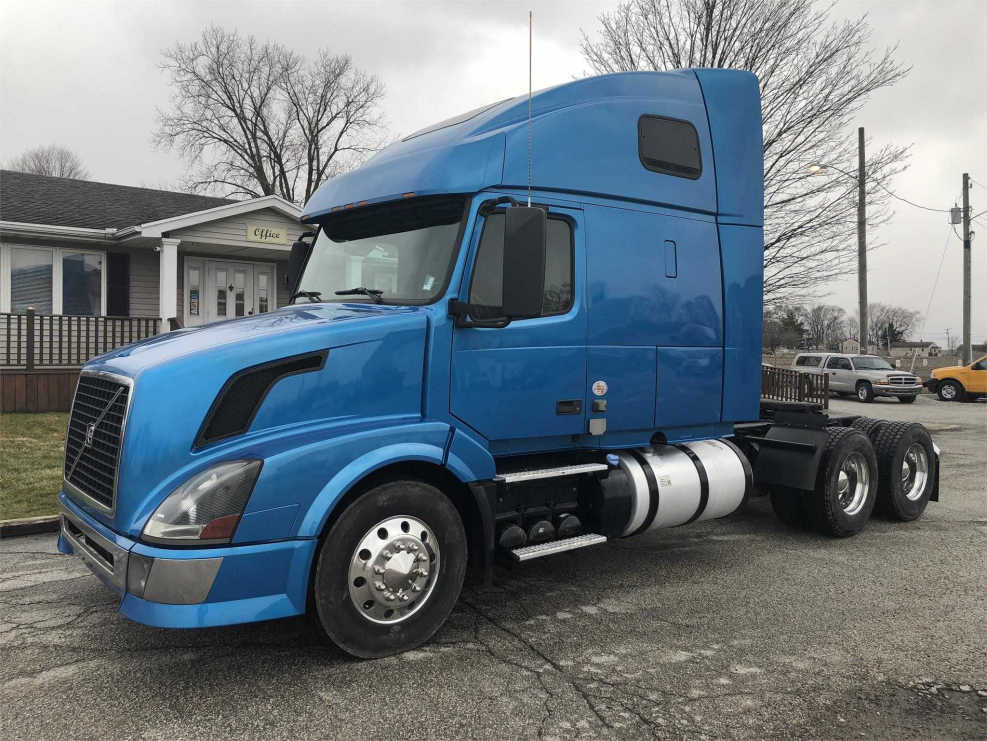 Volvo VNL 64
