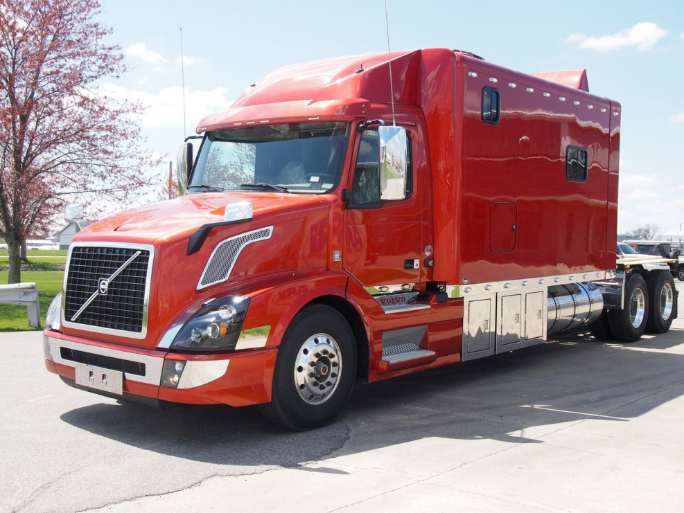 Volvo VNL Motorhome