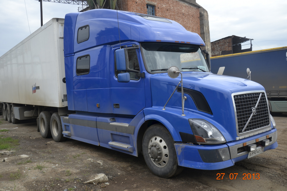 Volvo VNL 780 рефрижератор