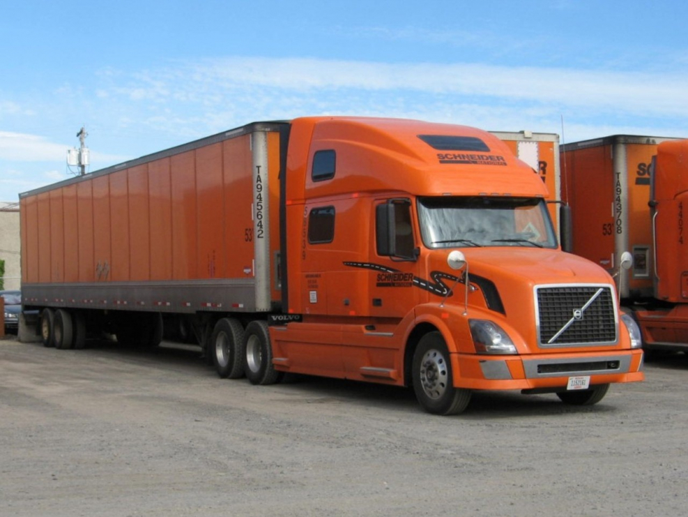 Грузовик Volvo VNL 780