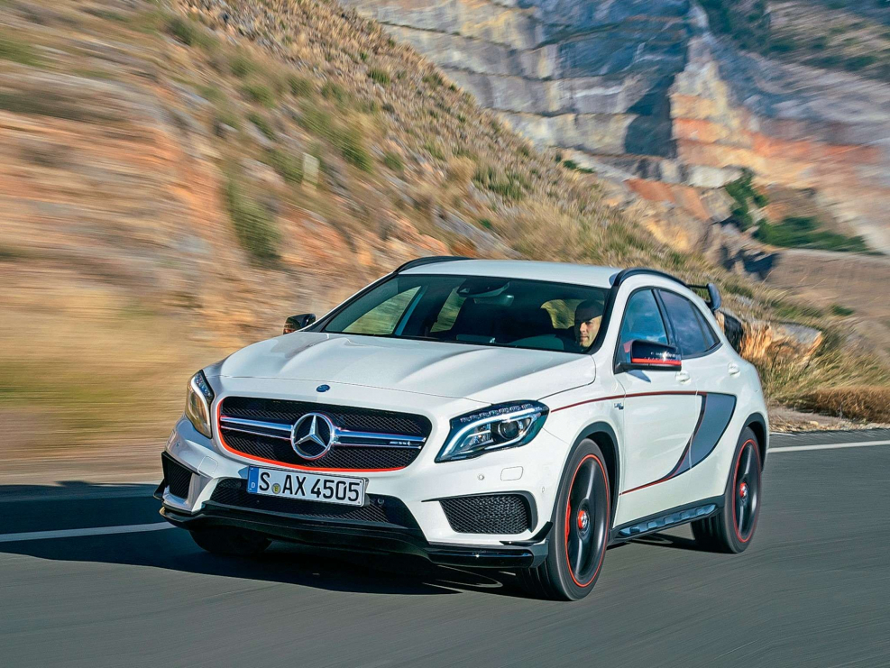 Gla 45. Mercedes GLA 45 AMG. Мерседес гла АМГ. Мерседес GLA купе. Мерседес GLA 6.3.