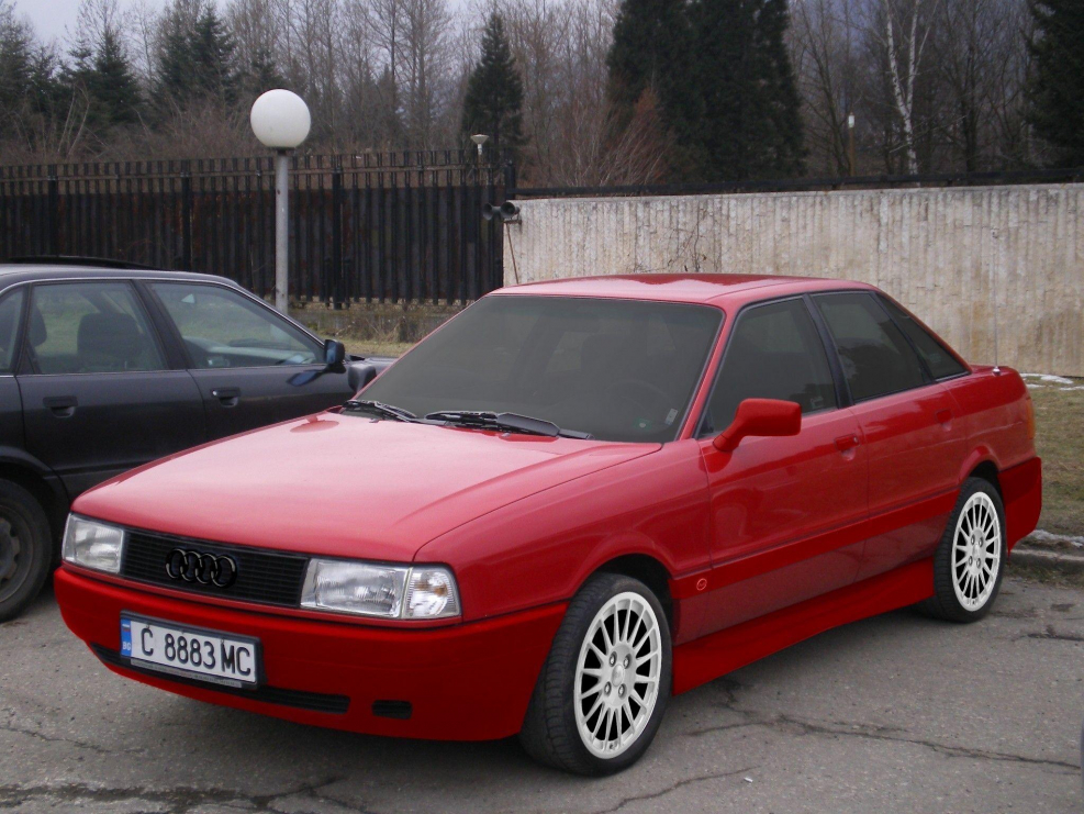 Ауди 80 б3 красная