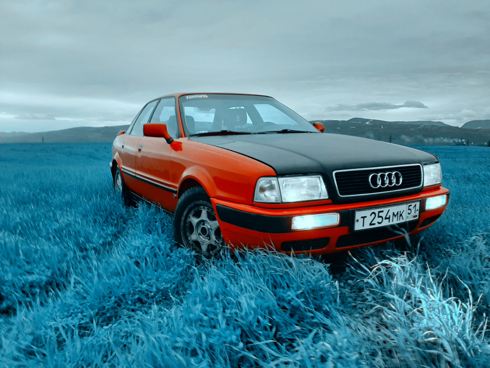 Audi 80 v (b4)