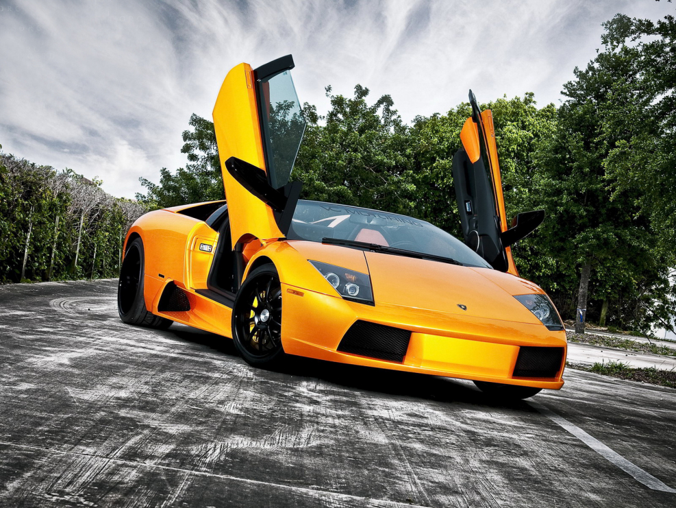 Lamborghini Murcielago желтый
