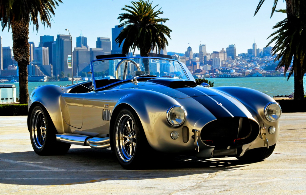 Машина AC Cobra