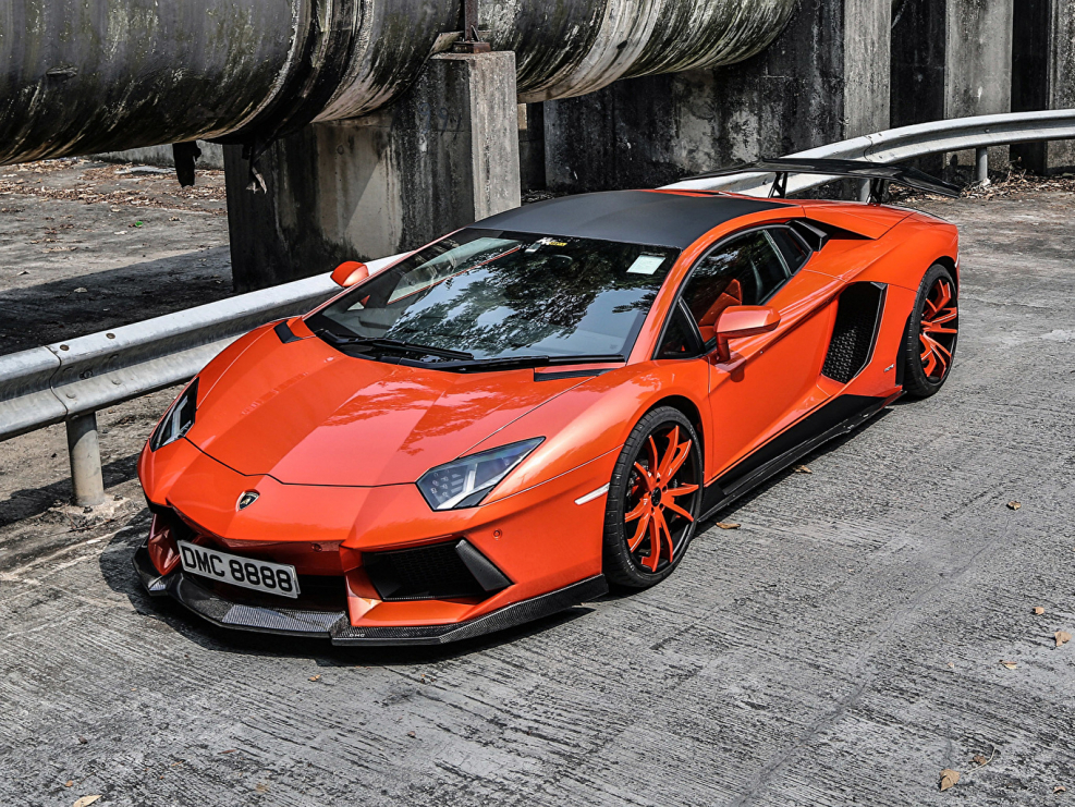 Lamborghini Aventador LP 900