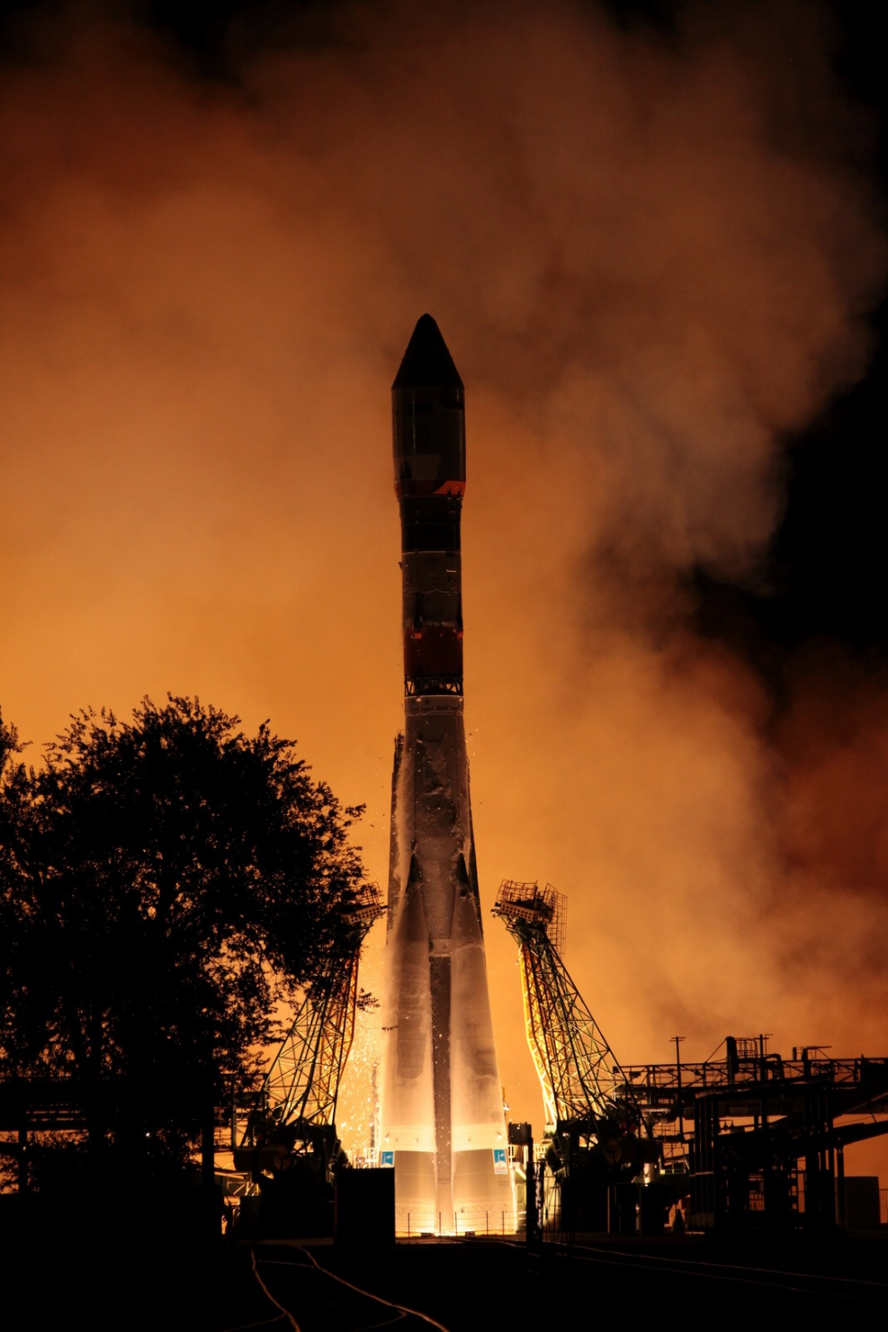 Коронас ф