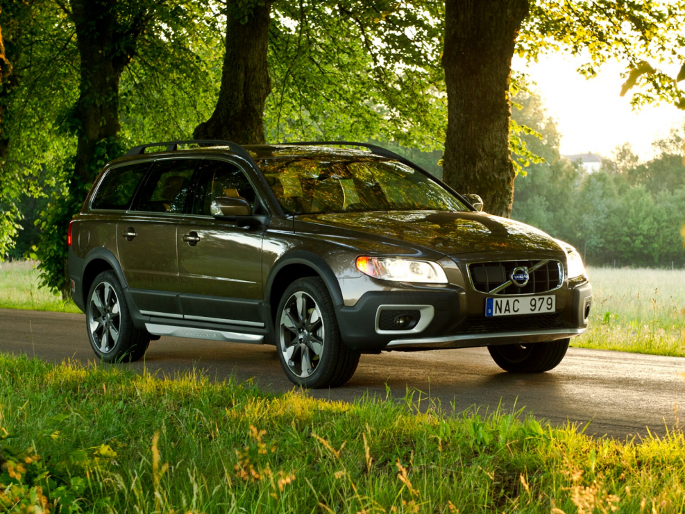 Volvo xc70 III