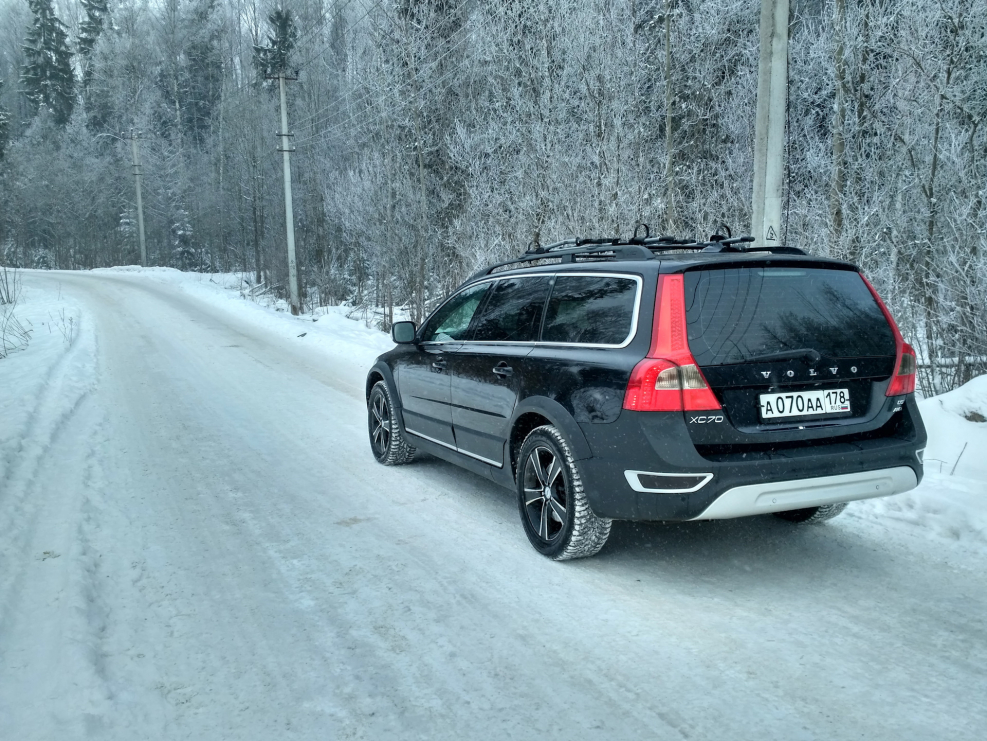 Вольво xc70 сзади