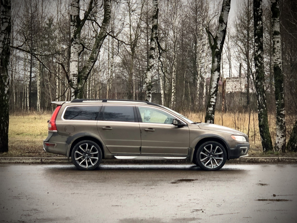 Volvo xc70 r20