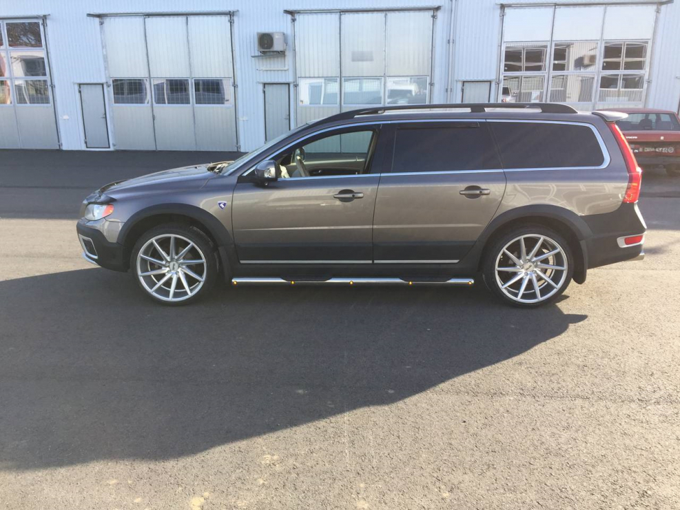 Volvo xc70 Bronze