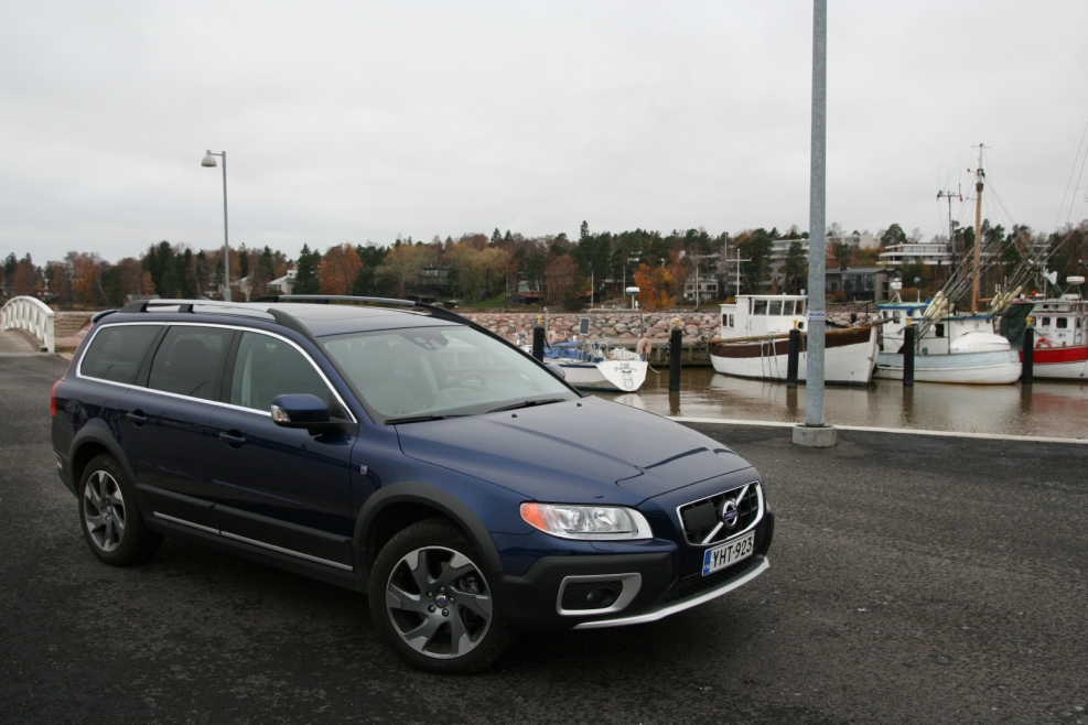 Volvo xc70 II