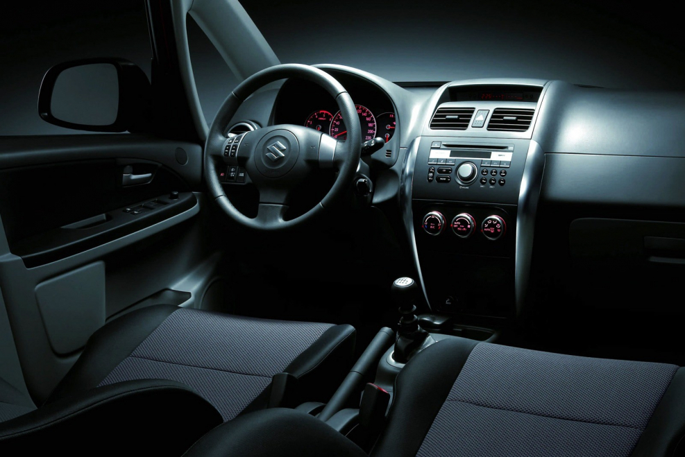 Suzuki sx4 2012 Interior