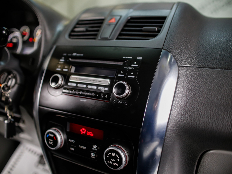 Сузуки sx4 2014 салон