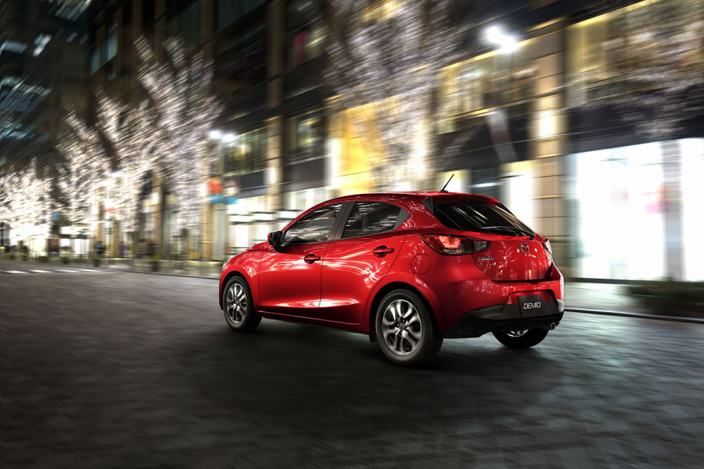 Mazda Demio 2015