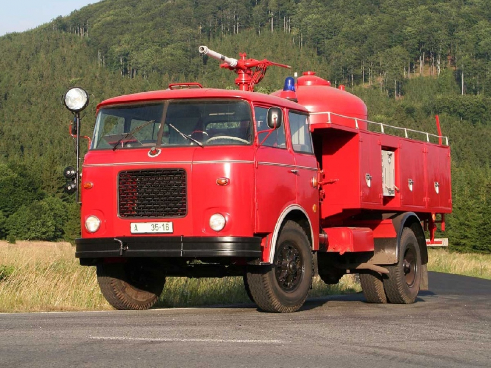 Skoda 706 RTTN