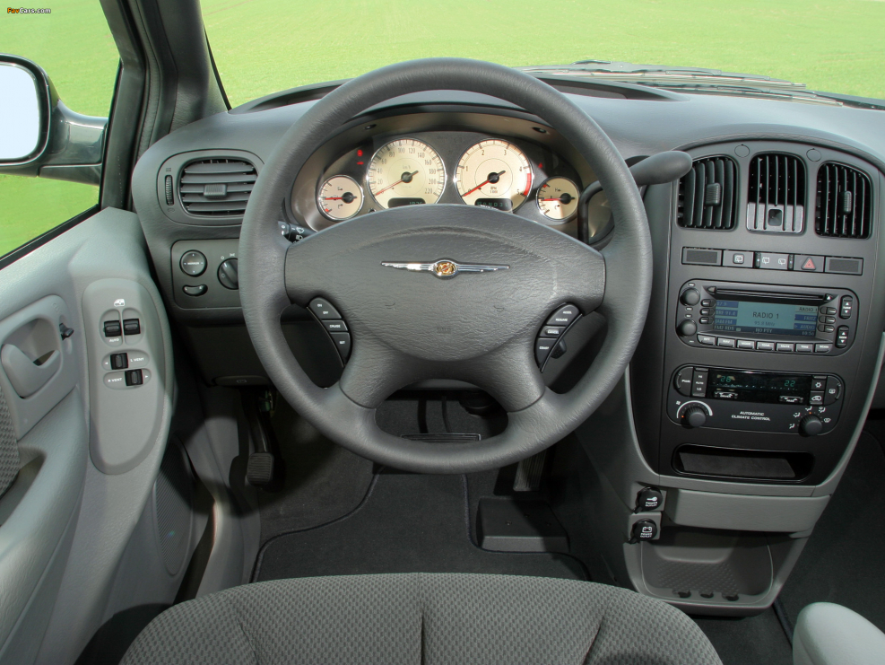 Chrysler Grand Voyager 2004 салон