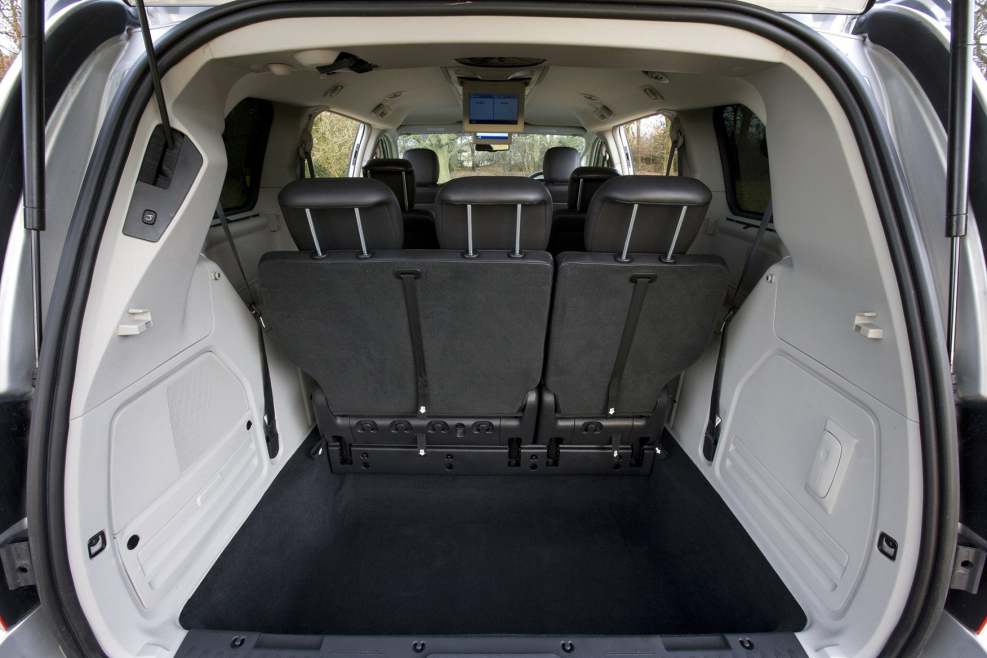 Plymouth Voyager III салон