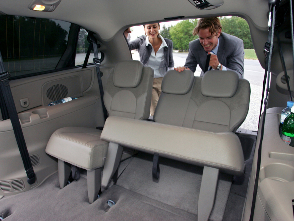 Chrysler Grand Voyager 2005 салон