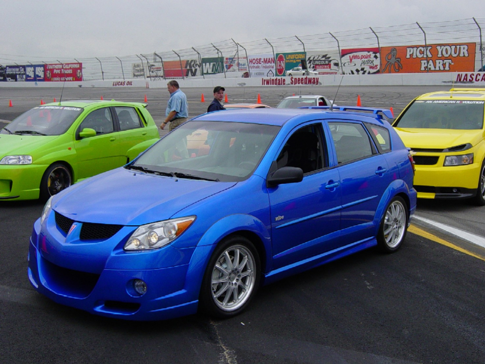 Pontiac Vibe r18