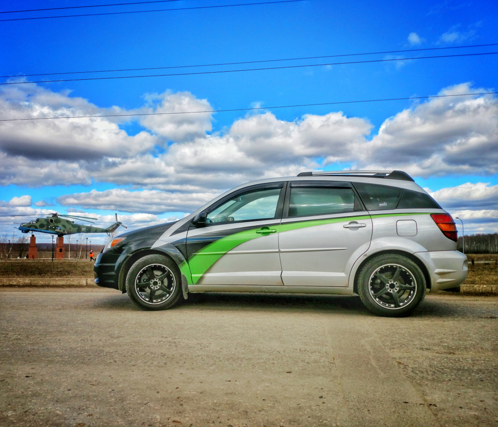 Pontiac Vibe 1.6.