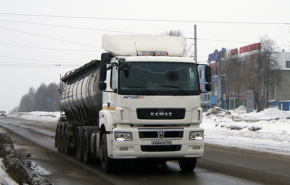 КАМАЗ а484кв142кфото
