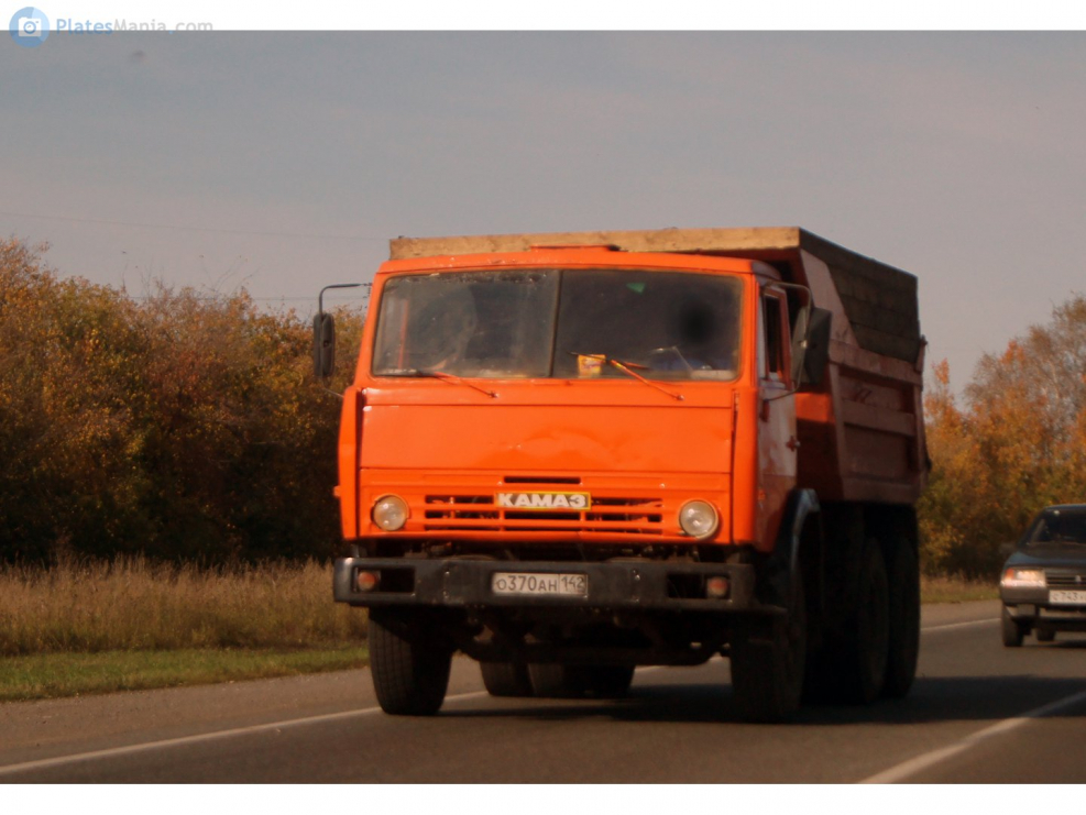 КАМАЗ 142