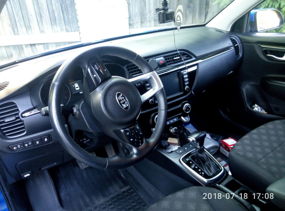 Комплектация Prestige Kia Rio x 2021