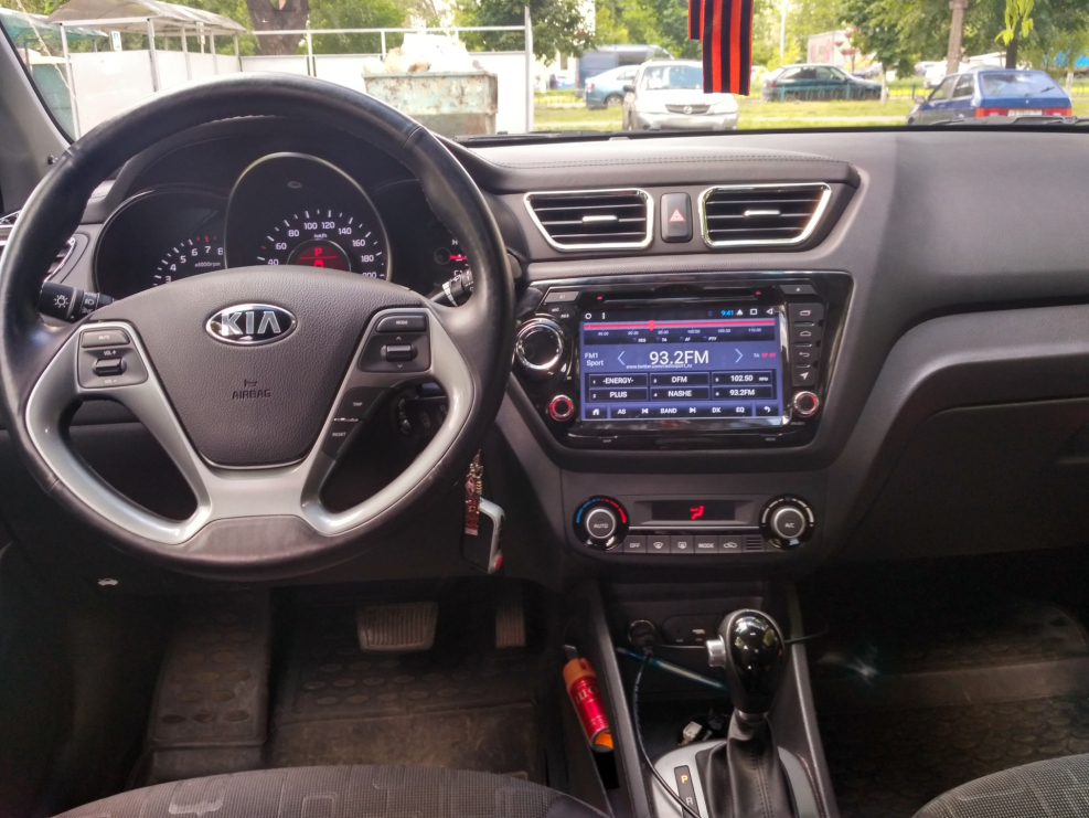 Kia Rio 3 Prestige салон
