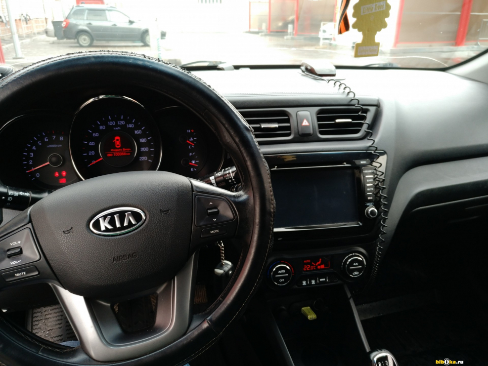 Kia Rio Prestige 2012
