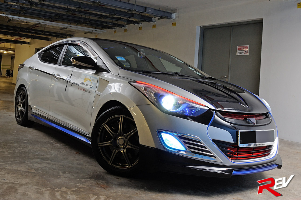 Hyundai Elantra 2017 тюнингованная
