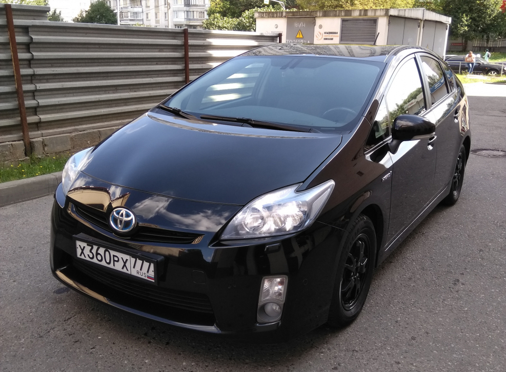 Toyota Prius 30