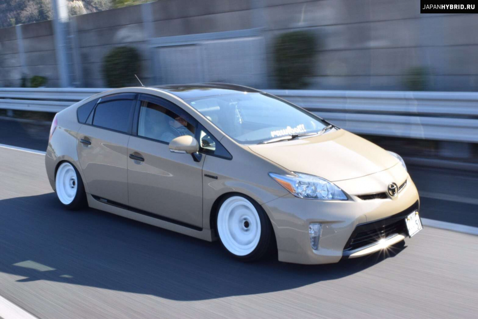Toyota Prius xw30