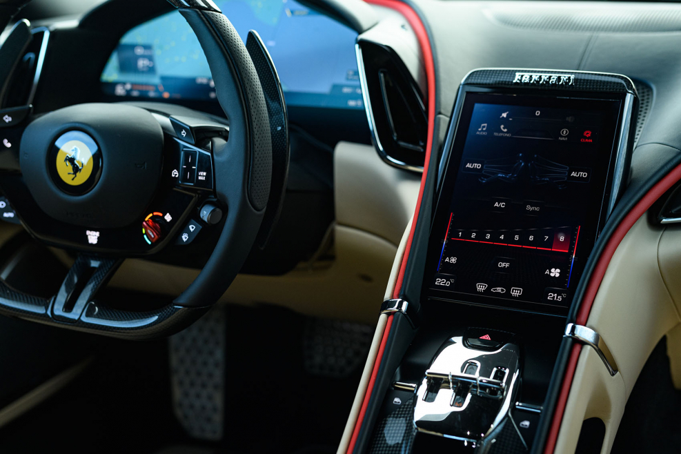 Ferrari ROMA 2020 салон