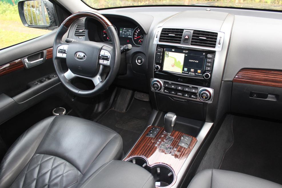 Kia Mohave 2010 салон