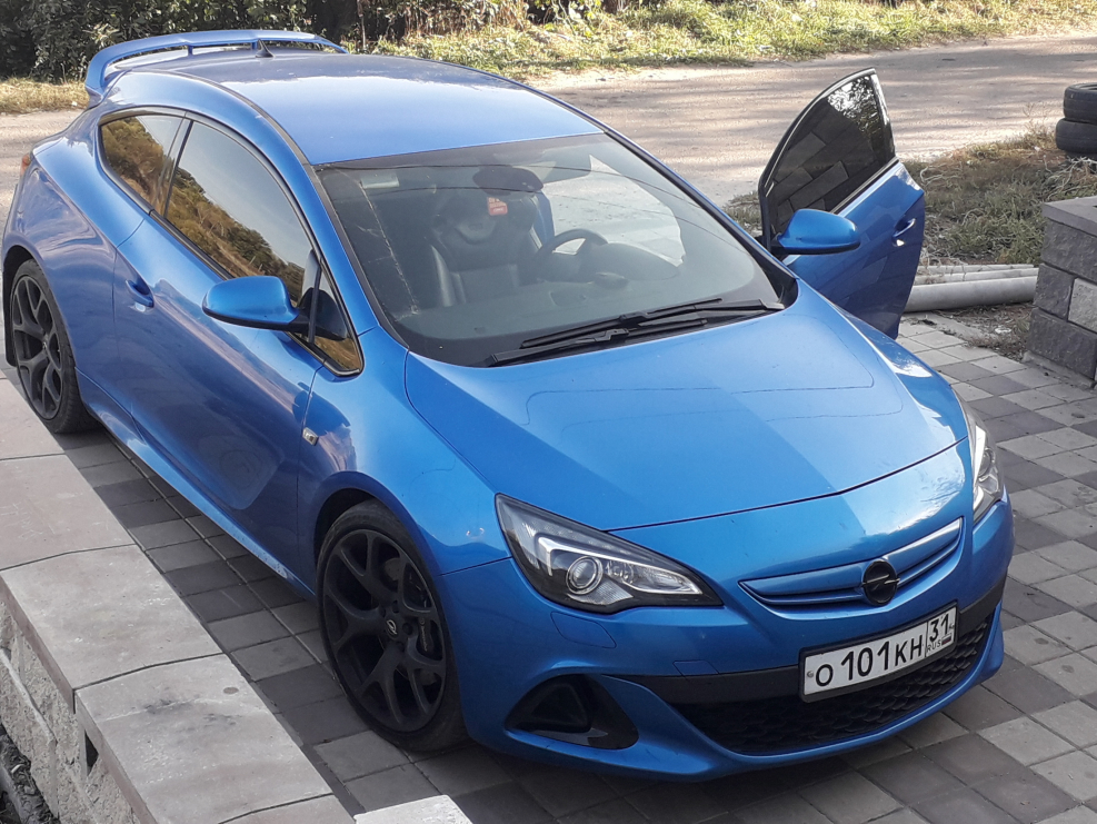 Opel Astra OPC
