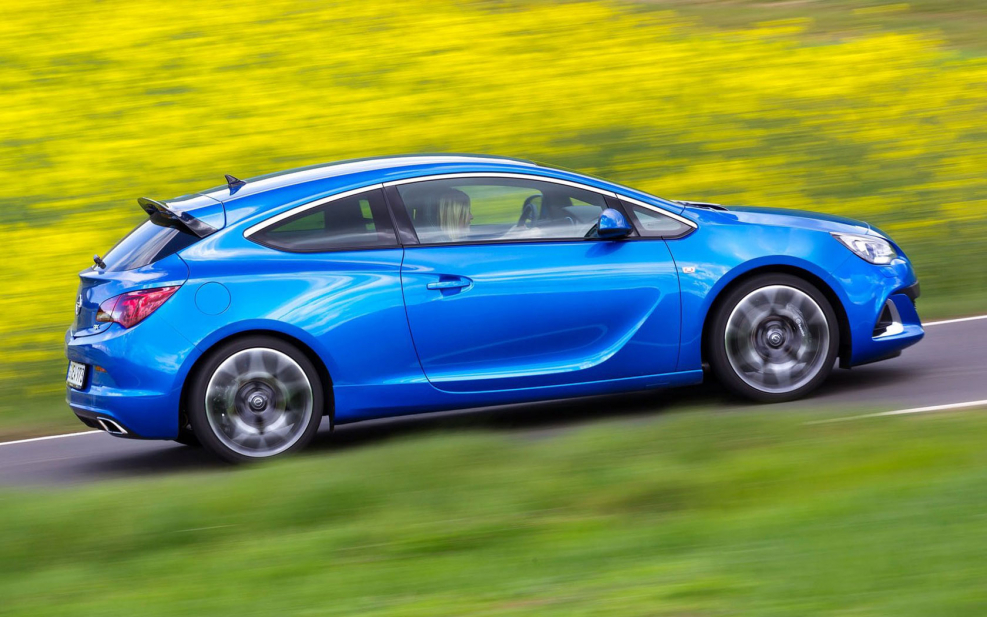 Opel Astra OPC 2013