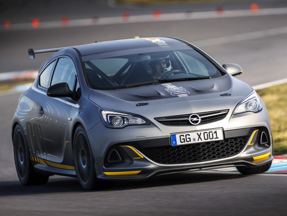 Opel Astra j OPC седан