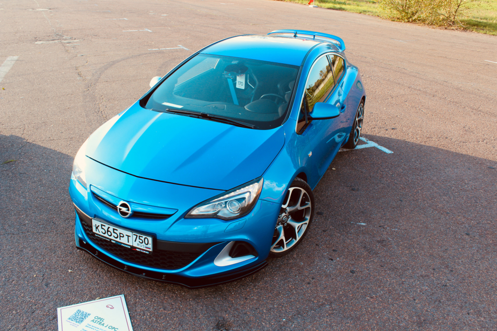 Сплиттер Opel Astra j GTC