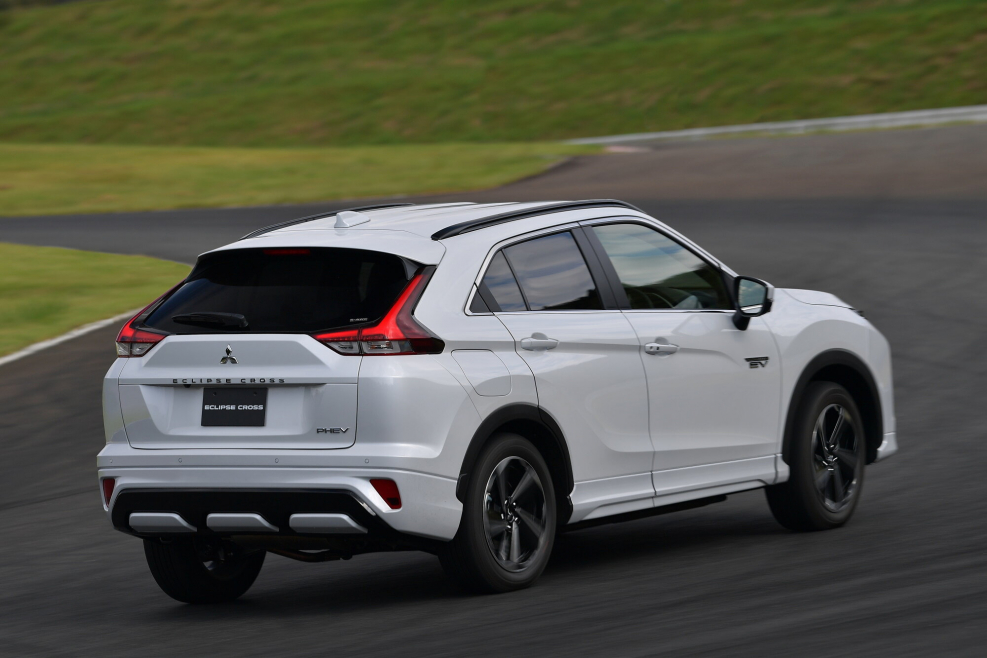 Новый Mitsubishi Eclipse Cross 2021