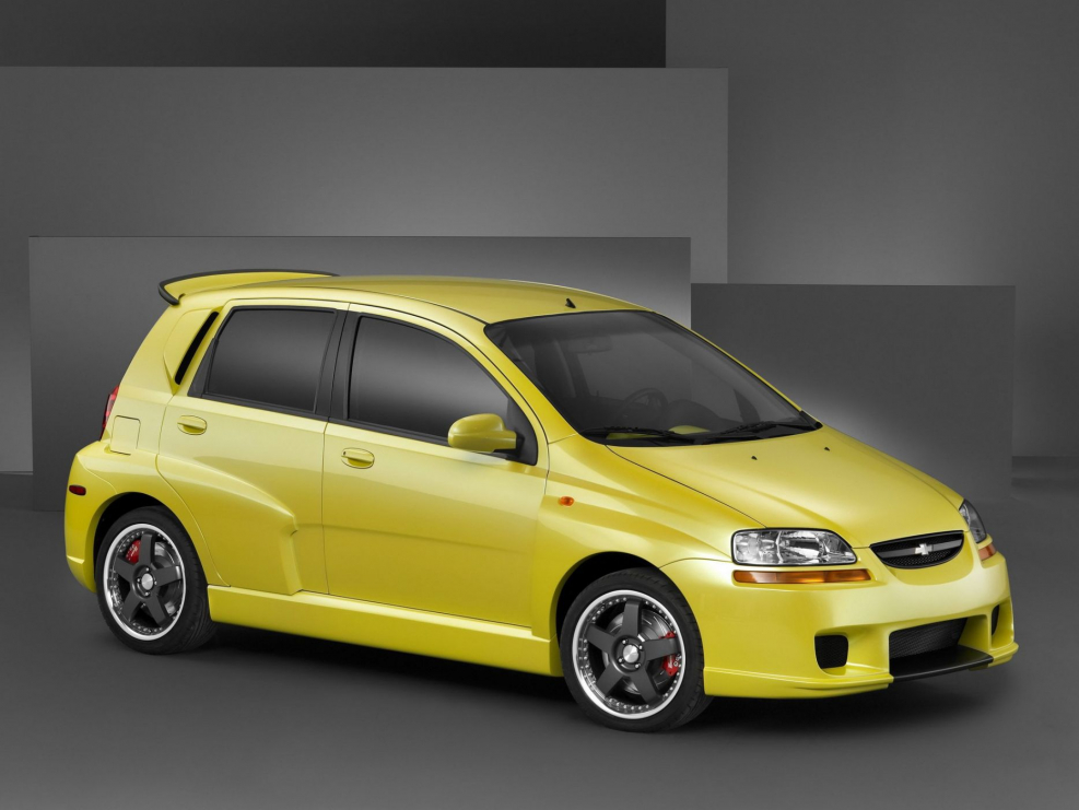 Chevrolet Aveo t200 stance