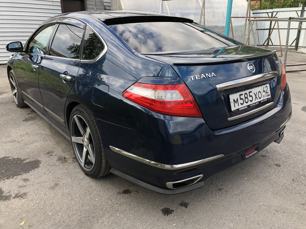 Nissan Teana j32 сзади