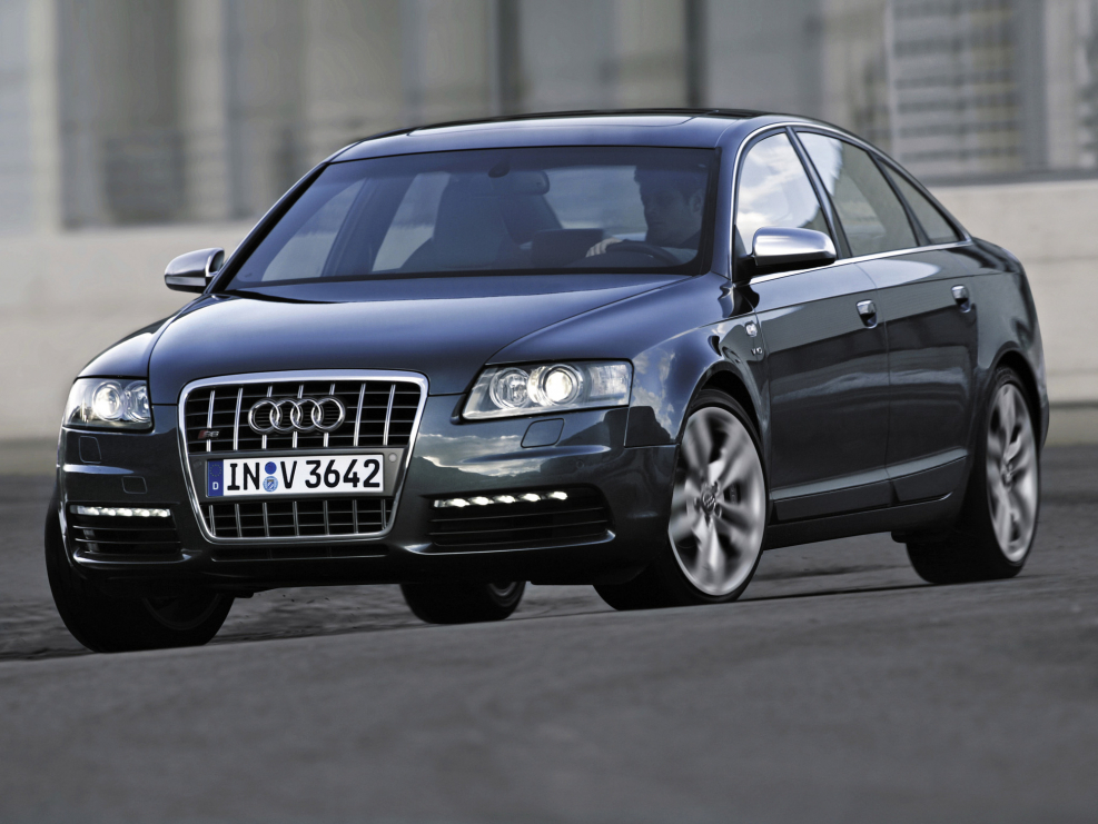 Ауди s6 2008 года
